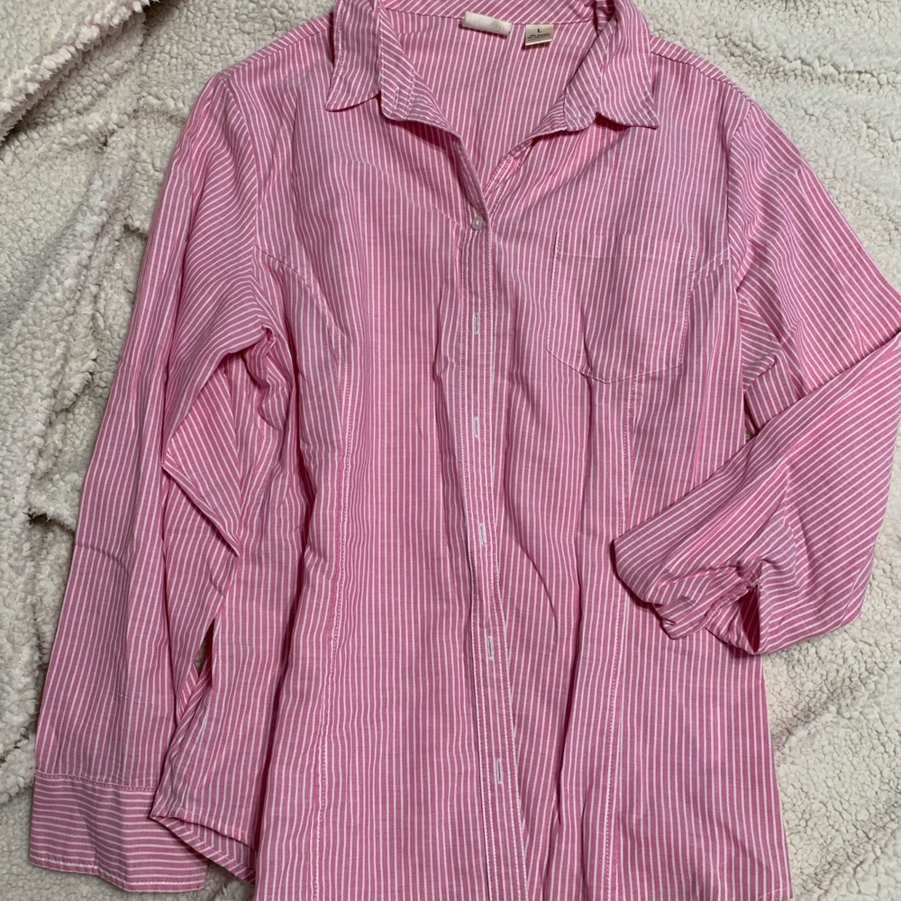 Pink and white button up work top